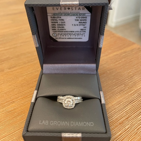 EVERSTAR ENGAGEMENT RING - Picture 2 of 4